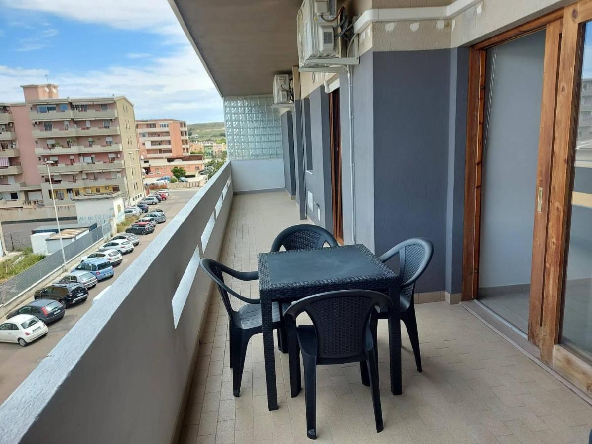 Shardana Apartment Quartu Sant'Elena Bagian luar foto